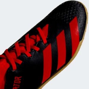 Men’s Adidas Indoor Soccer Shoes ⚽️